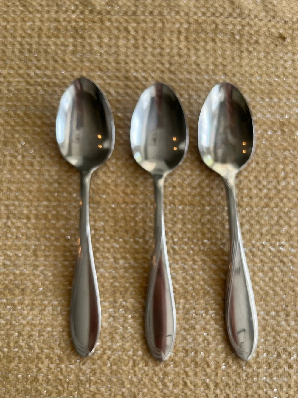 Oneida CAMBER CRESTA Windswept Scroll Stainless Flatware - Teaspoons (3)